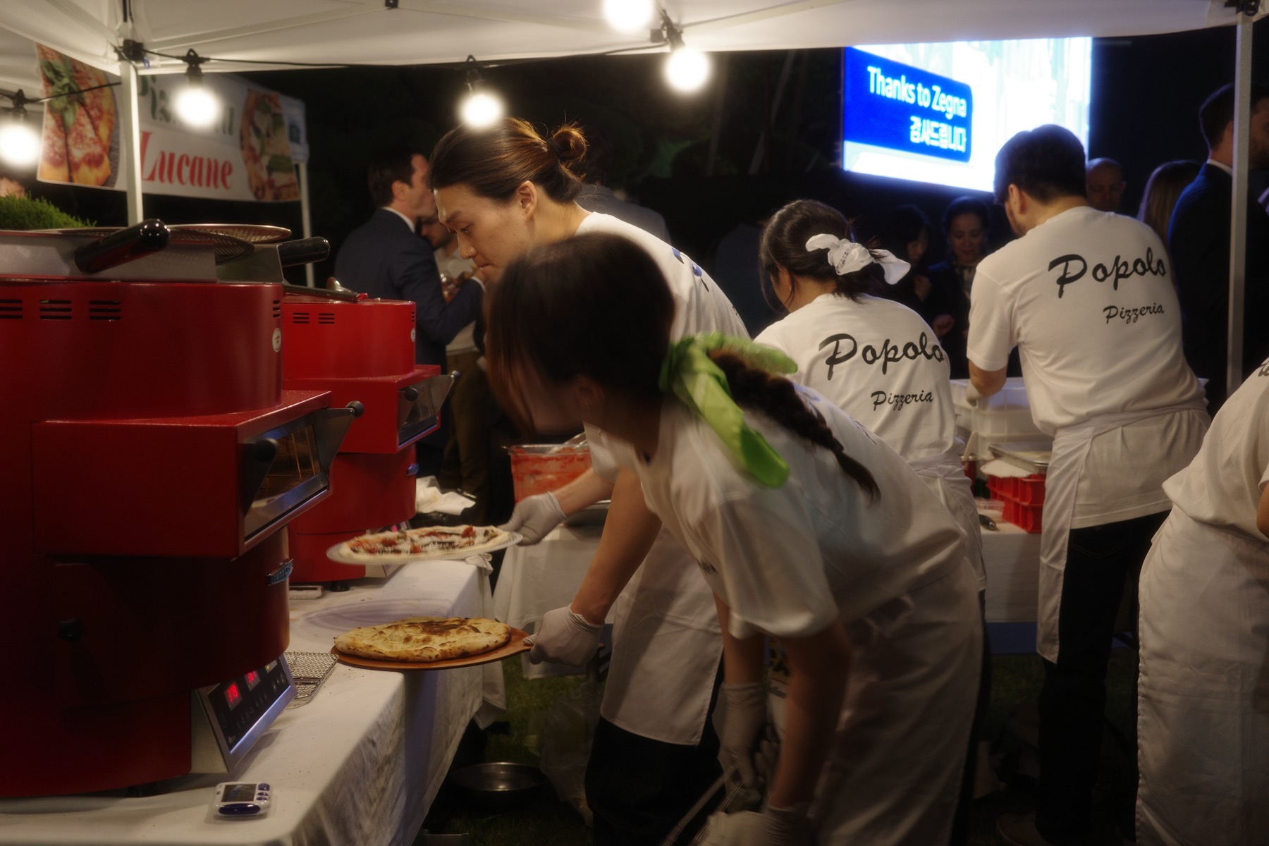 포폴로 피제리아 · 행사 현장의 TurboChef Fire 오븐